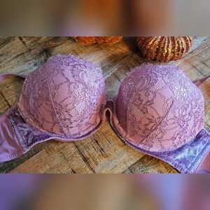 Brand New with tags Victoria's Secret Push Up bra 34D